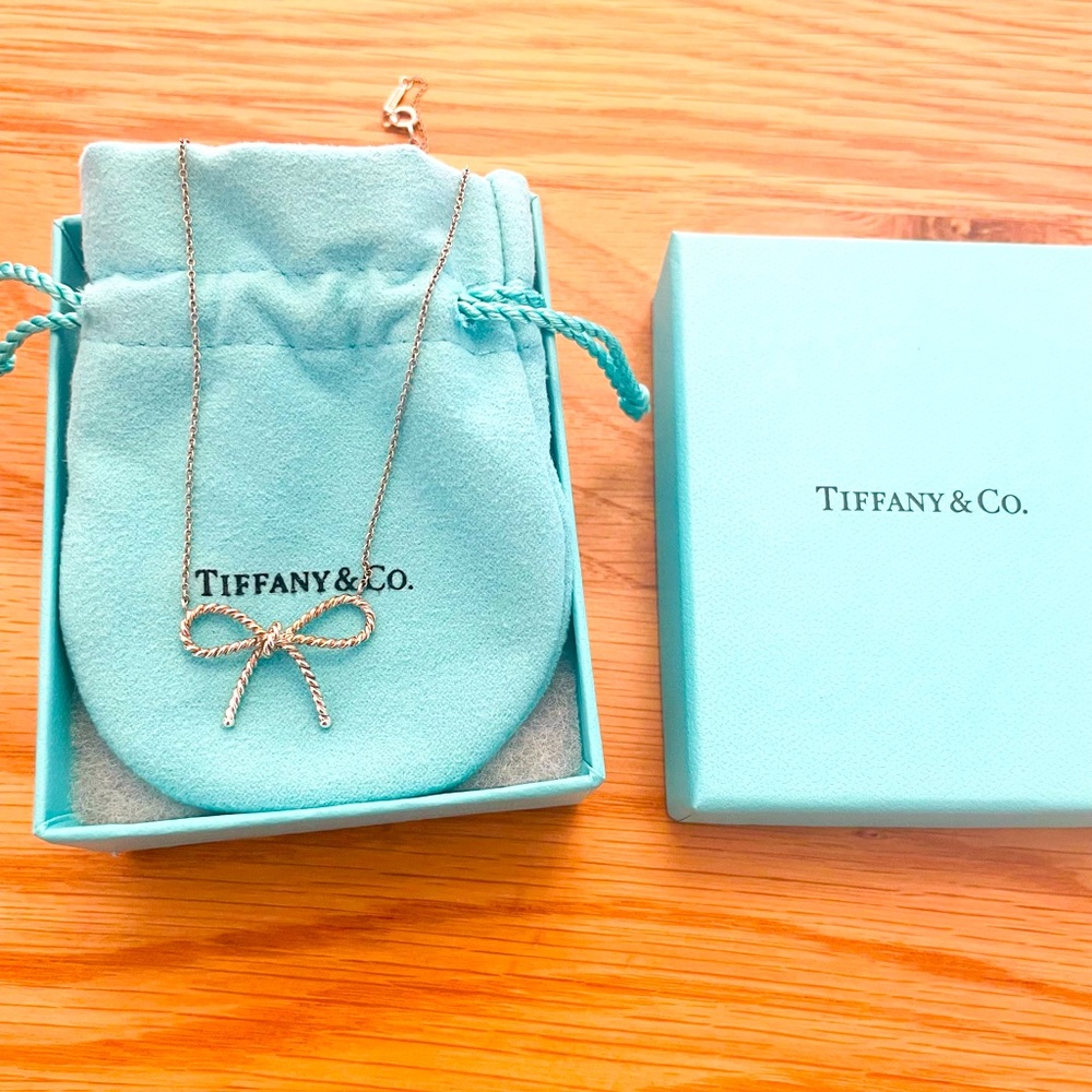 Tiffany & Co Sterling Silver Twist Bow Pendant Necklace